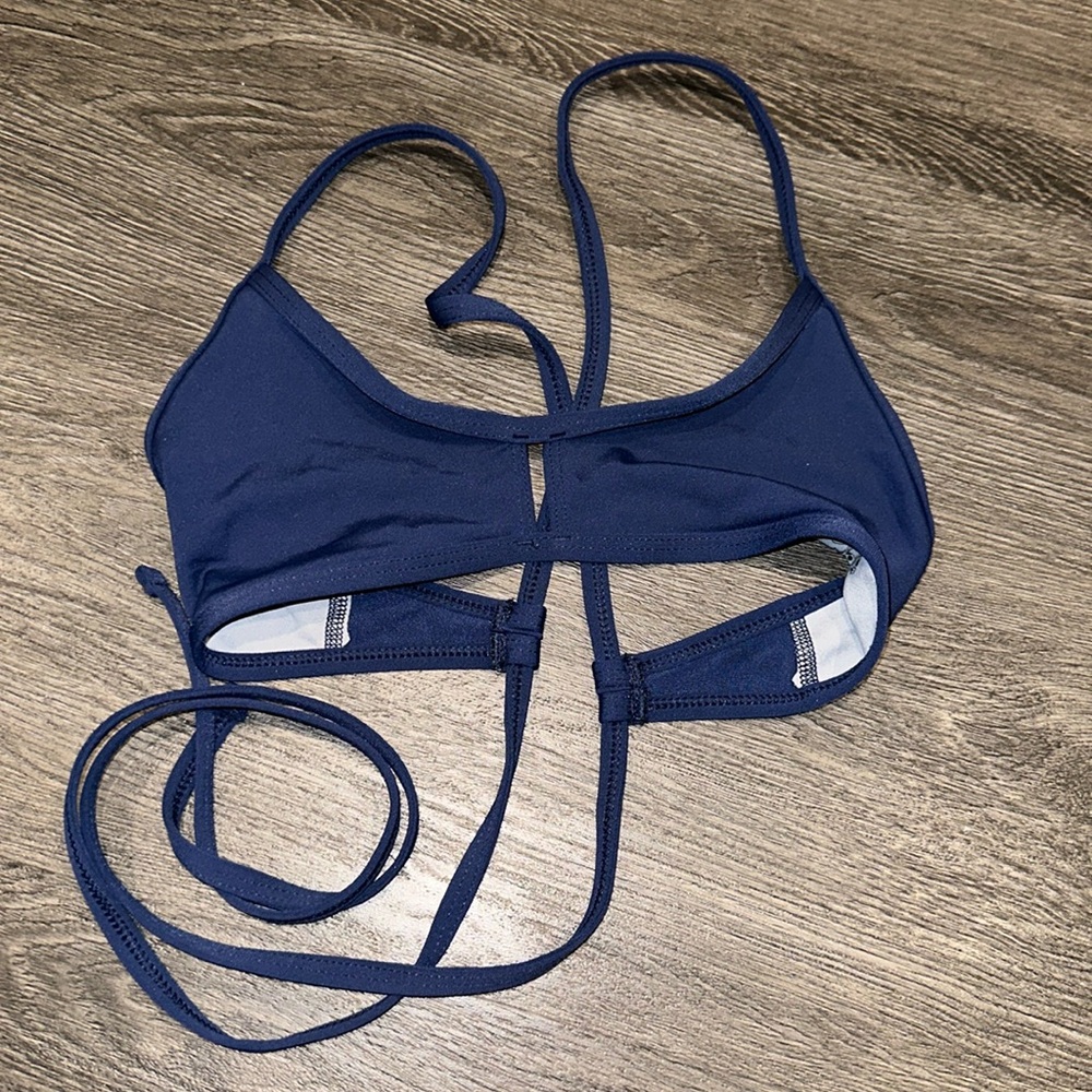 Jolyn bikini top